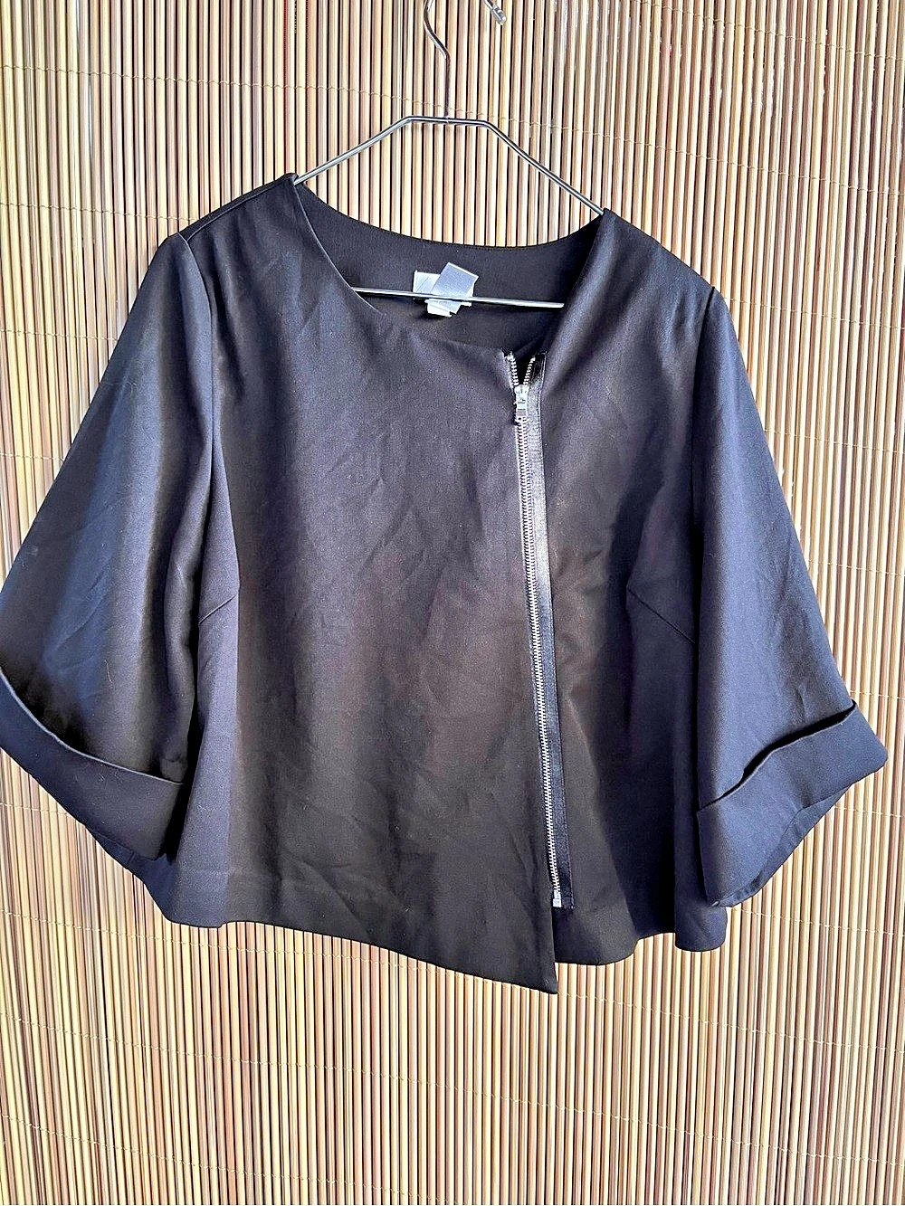 Lane Collection Zip Front Short Sleeve Jacket Size Medium Black